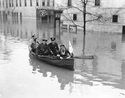 Flood rescuers